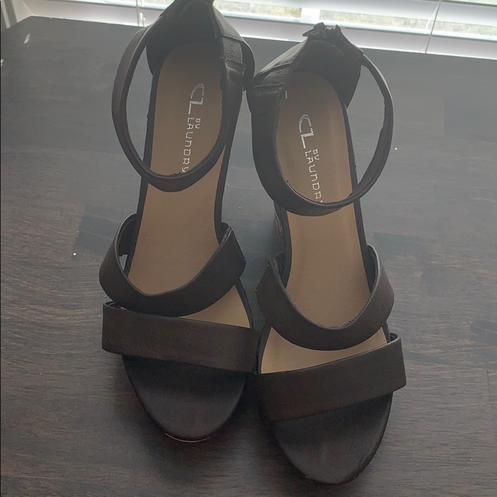 CL Laundry ( Chinese Laundry ) Platform Wedges
